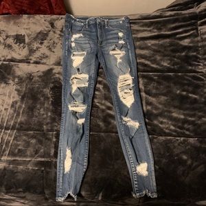 american eagle ripped jegging